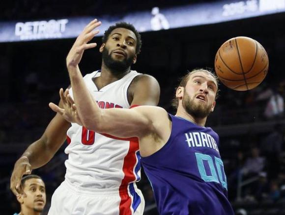 Detroit Pistons vs. Charlotte Hornets at Palace of Auburn Hills